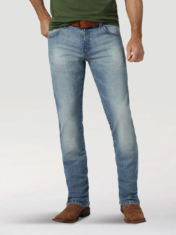 Wrangler 88MWZJK Mens Retro Slim Straight Jean Jacksboro